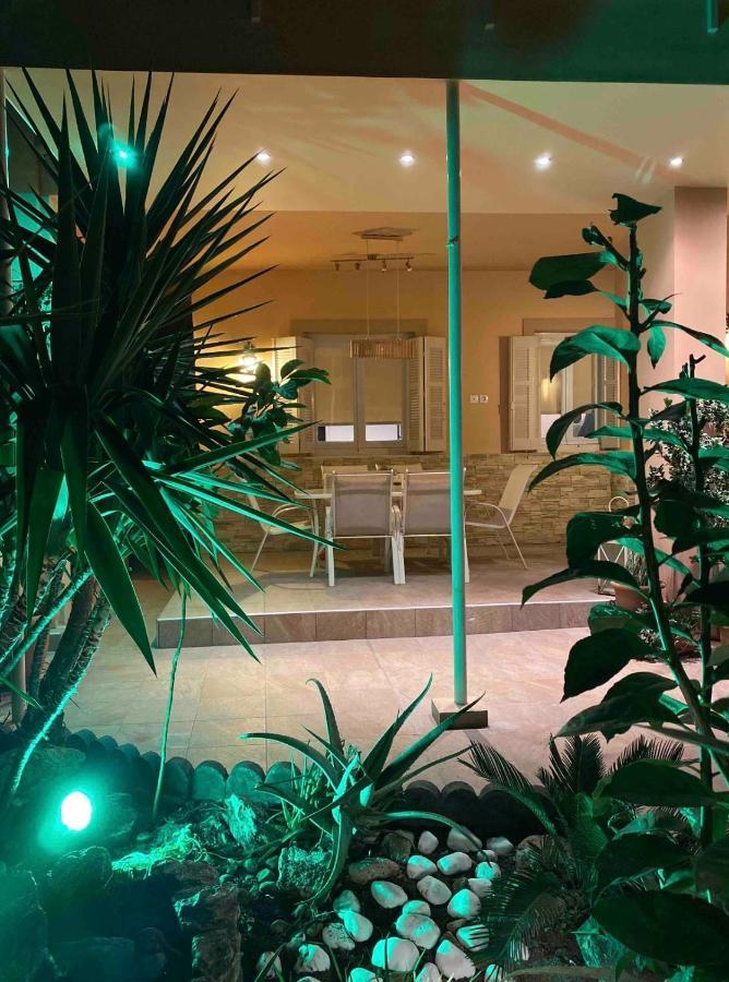 Oasis Garden Apartment 볼로스 외부 사진